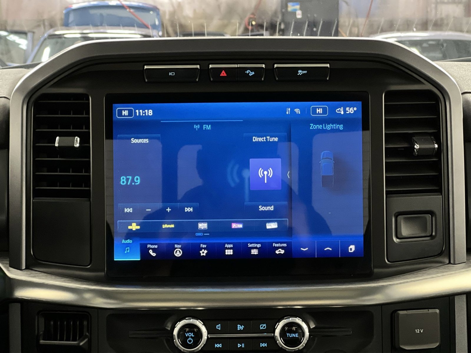 Used 2023 Ford F150 Lariat w/ FX4 Off-Road Package image 18