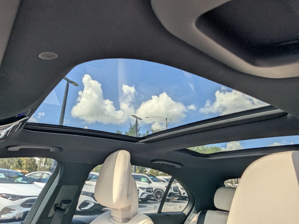 Certified 2023 Mercedes-Benz C 300 Sedan image 7