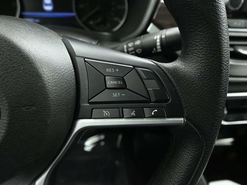 Used 2024 Nissan Altima 2.5 SV image 32