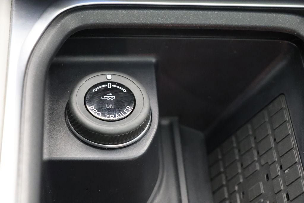 Used 2025 Ford Expedition Max Active AWD/4WD image 25