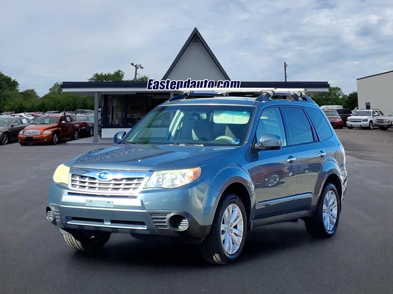 Used 2012 Subaru Forester 2.5X Premium w/ Popular Pkg 3 AWD/4WD image 1