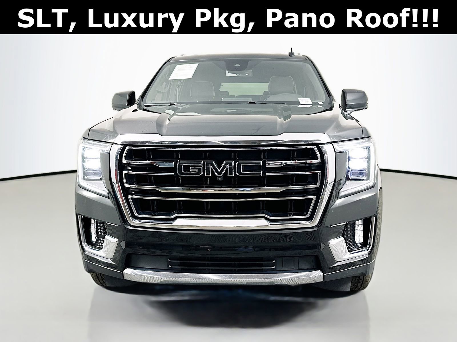 Used 2023 GMC Yukon XL SLT image 2