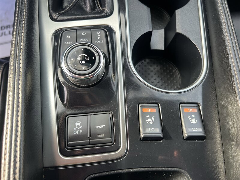 Used 2020 Nissan Maxima 3.5 SV w/ Floor Mat Group FWD image 18
