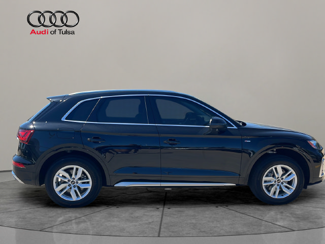 Used 2023 Audi Q5 2.0T Premium w/ Convenience Package AWD/4WD image 6