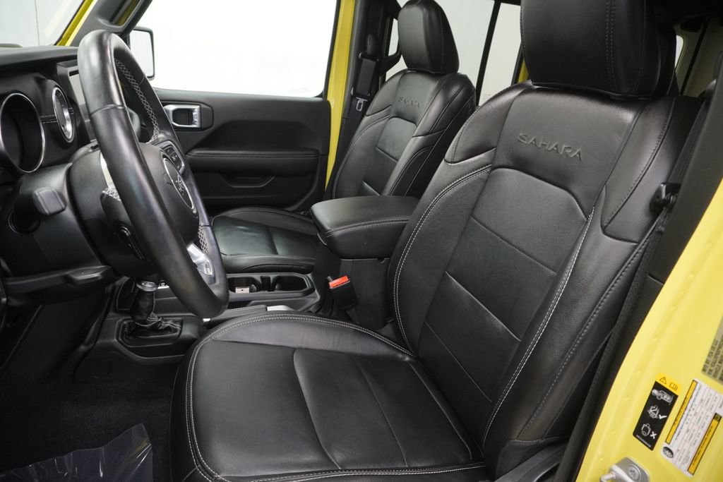 Certified 2023 Jeep Wrangler Unlimited Sahara w/ Cold Weather Group image 16