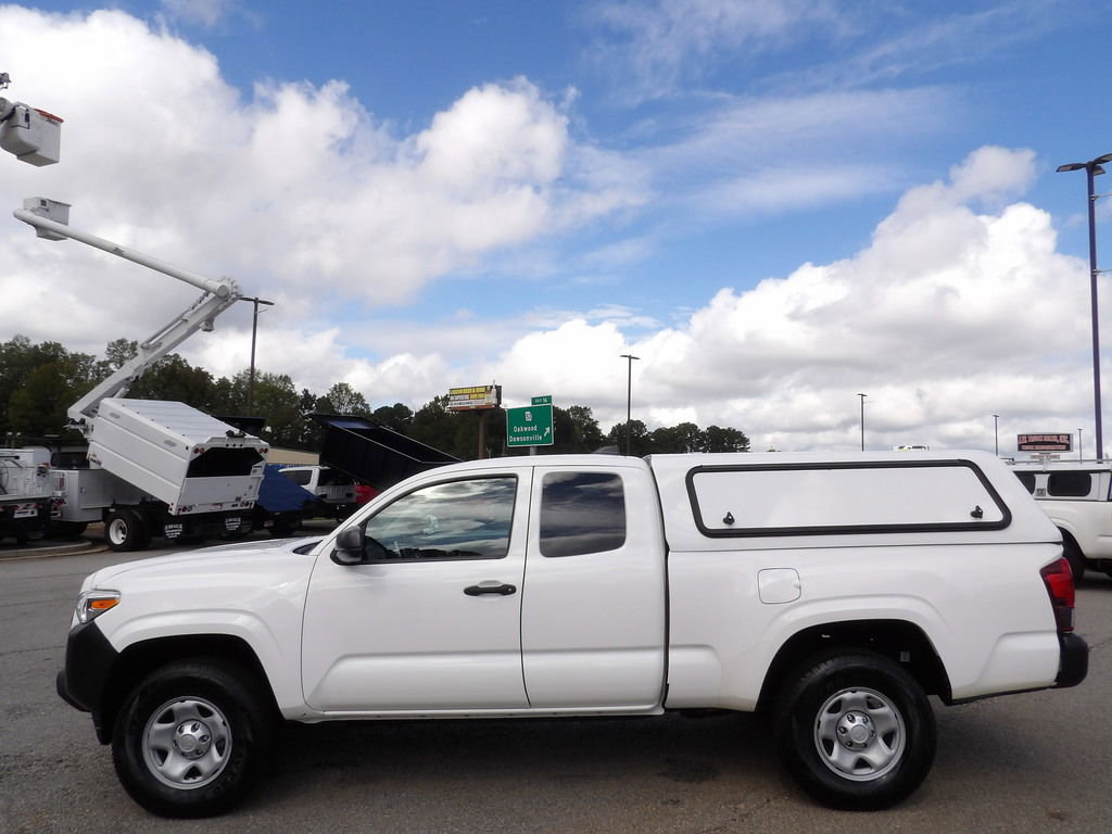 Used 2022 Toyota Tacoma SR image 62