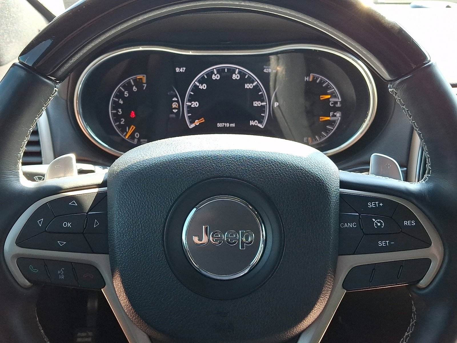 Used 2017 Jeep Grand Cherokee Overland AWD/4WD image 20