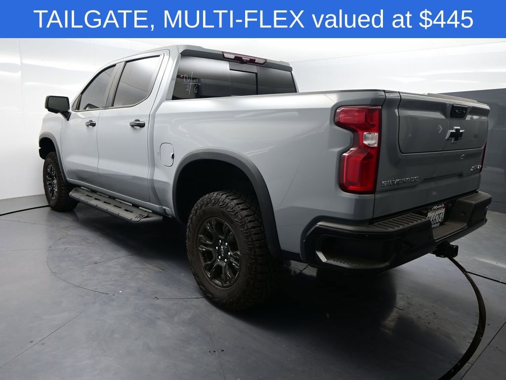 Used 2025 Chevrolet Silverado 1500 ZR2 w/ Technology Package image 4