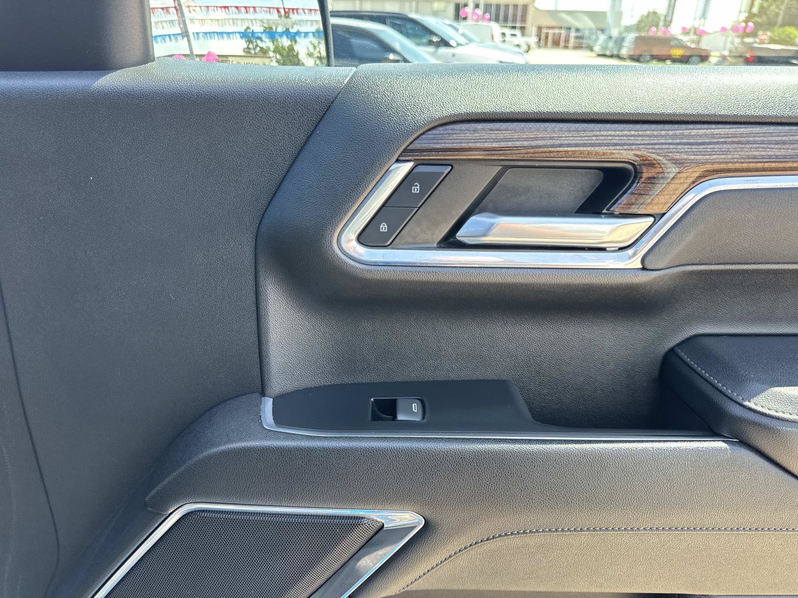 Used 2023 Chevrolet Silverado 1500 LT RWD image 14