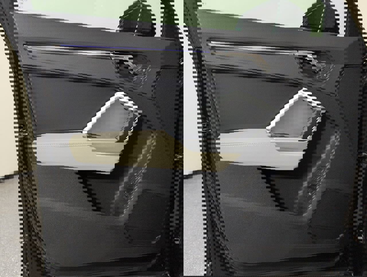 Used 2024 Audi Q3 2.0T Premium Plus image 20