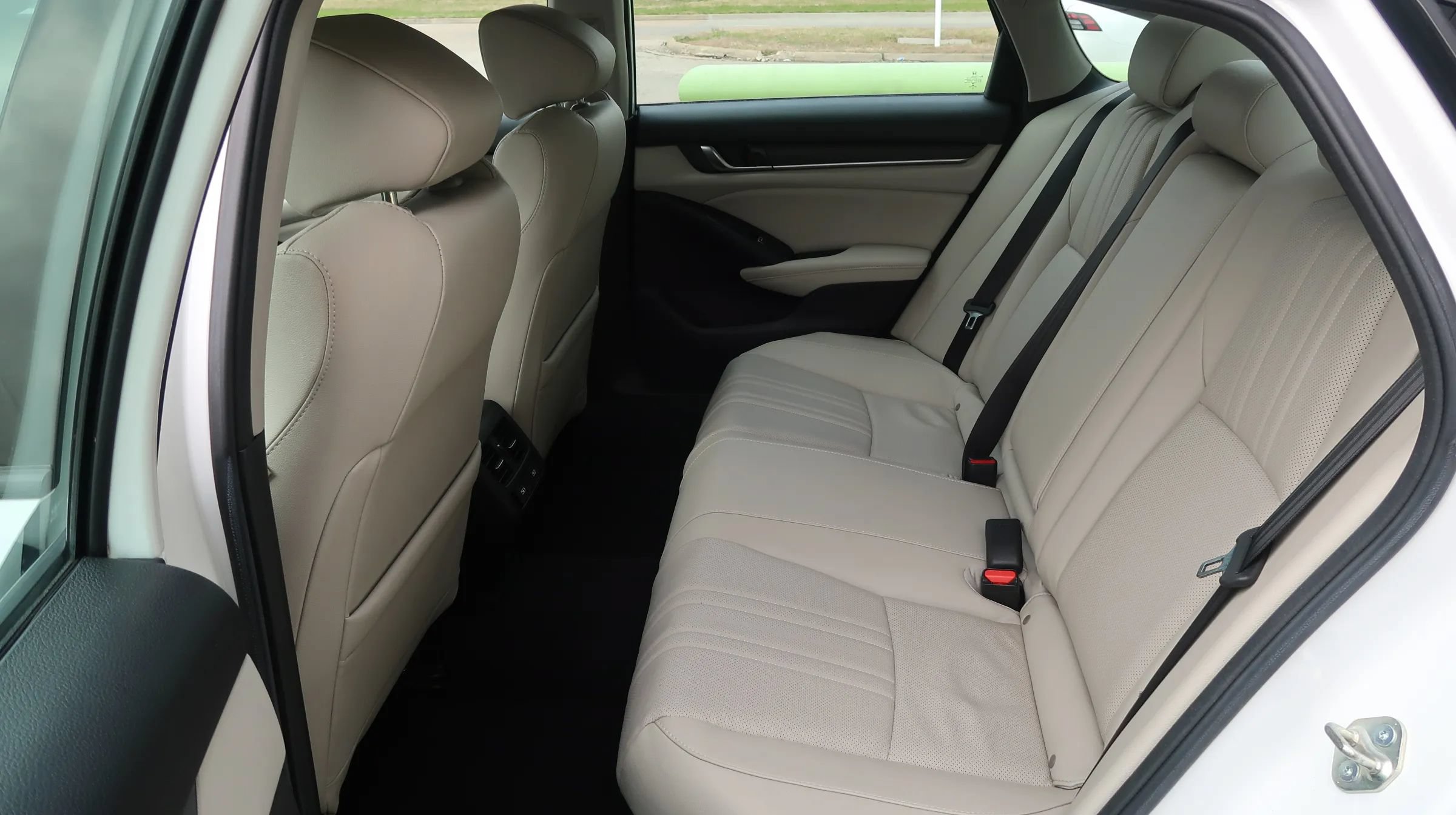 Used 2021 Honda Accord EX-L image 18