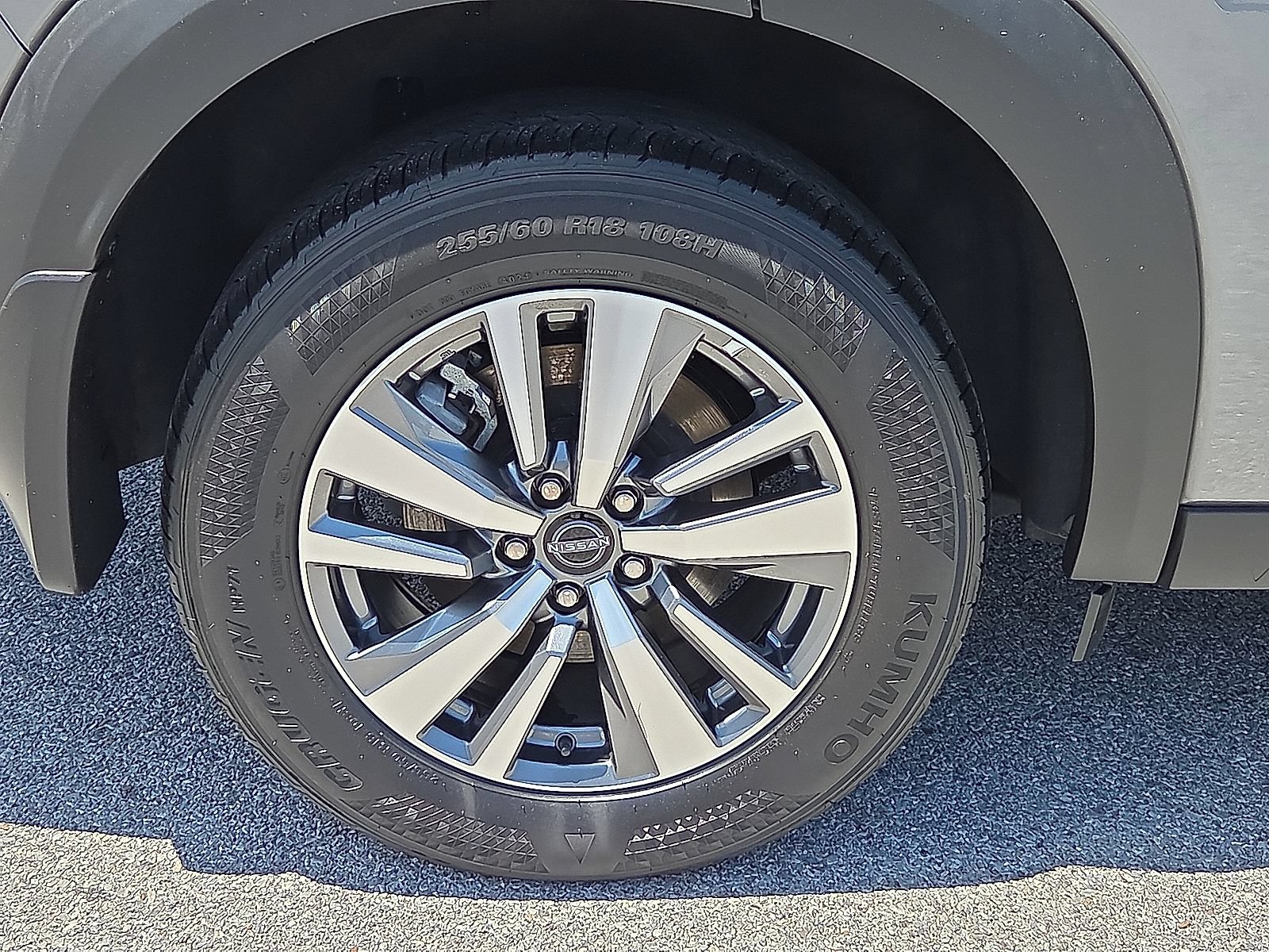 Used 2025 Nissan Pathfinder SL AWD/4WD image 7