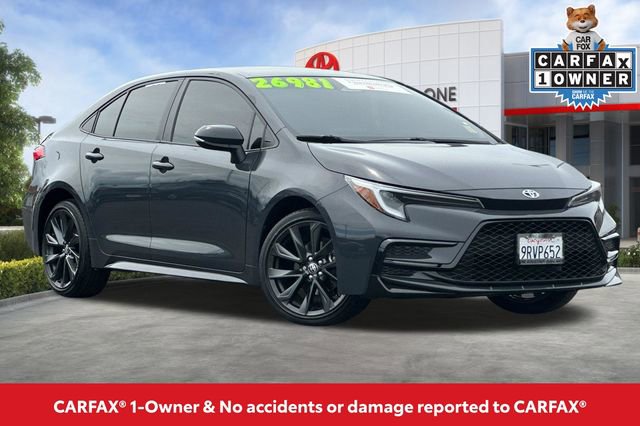 Certified 2025 Toyota Corolla SE FWD image 2