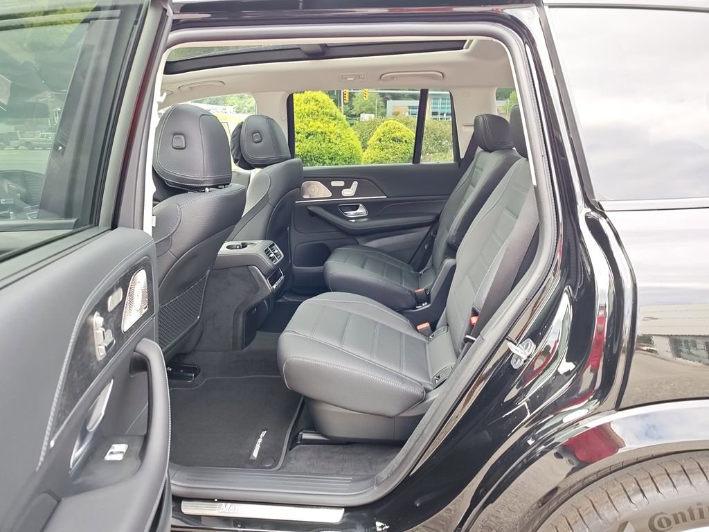 New 2026 Mercedes-Benz GLS 450 4MATIC image 11