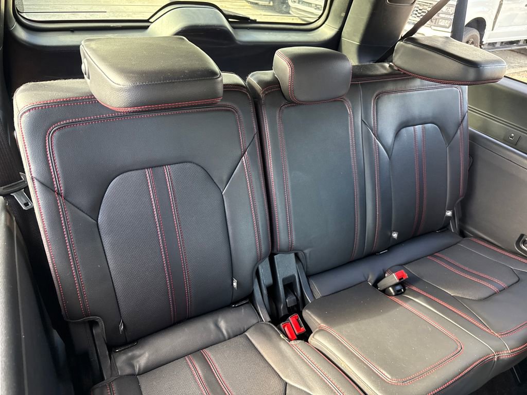 Used 2023 Ford Expedition Max Limited image 33