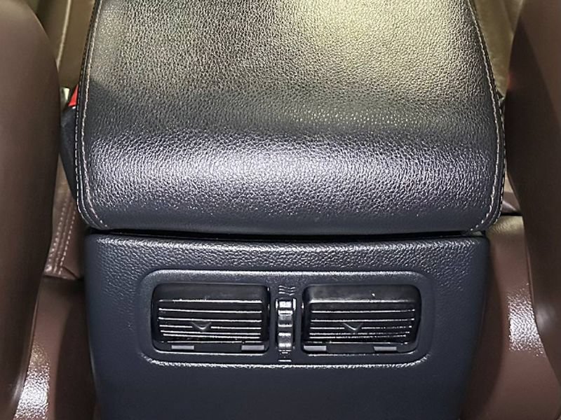 Used 2010 INFINITI FX35 2WD w/ Navigation Pkg image 35