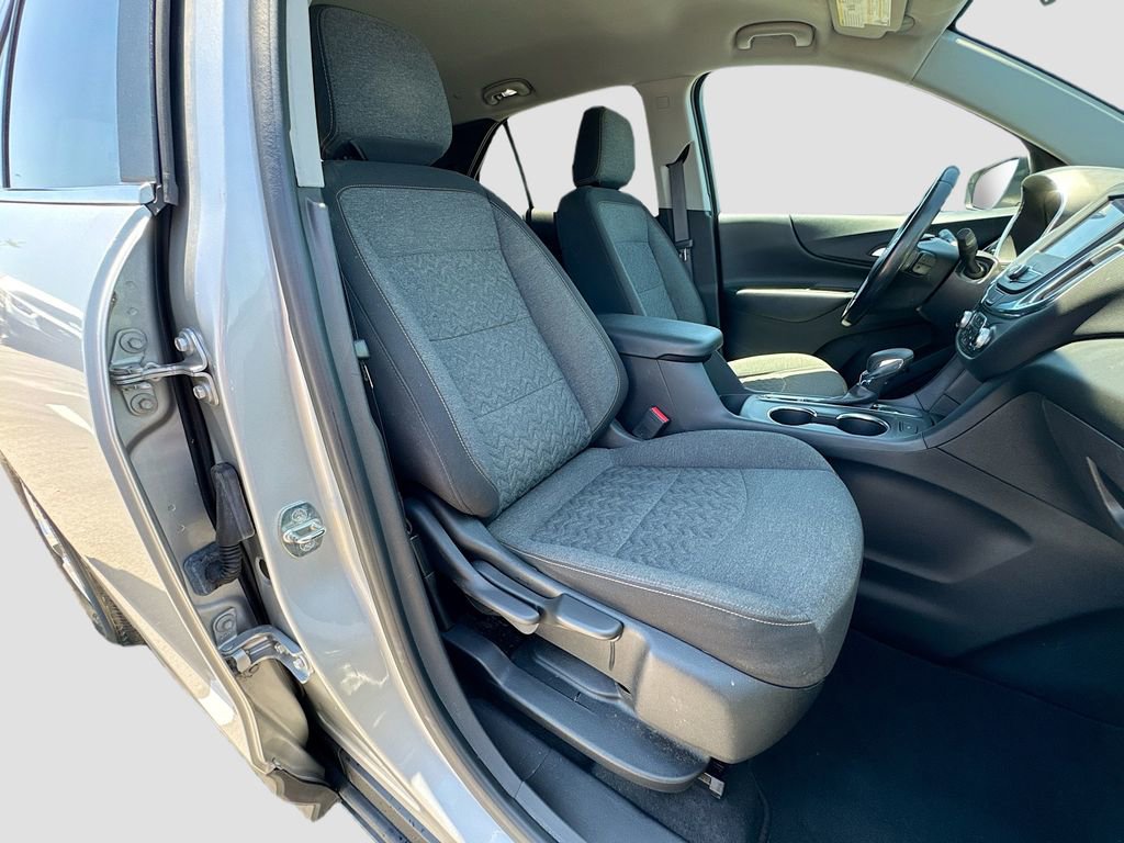 Used 2022 Chevrolet Equinox LT FWD image 29