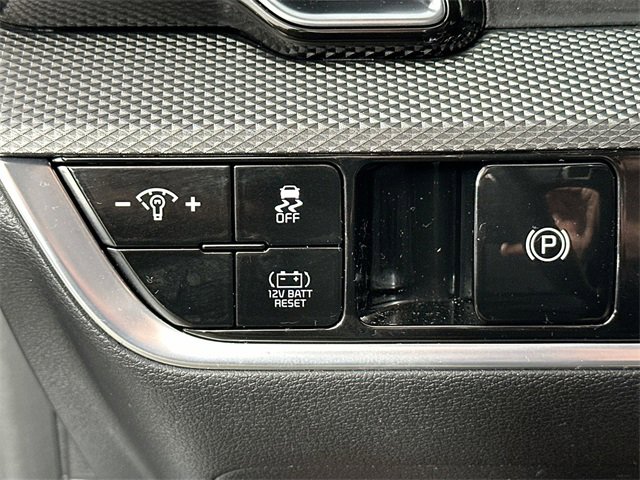 Used 2023 Kia Sportage LX image 22