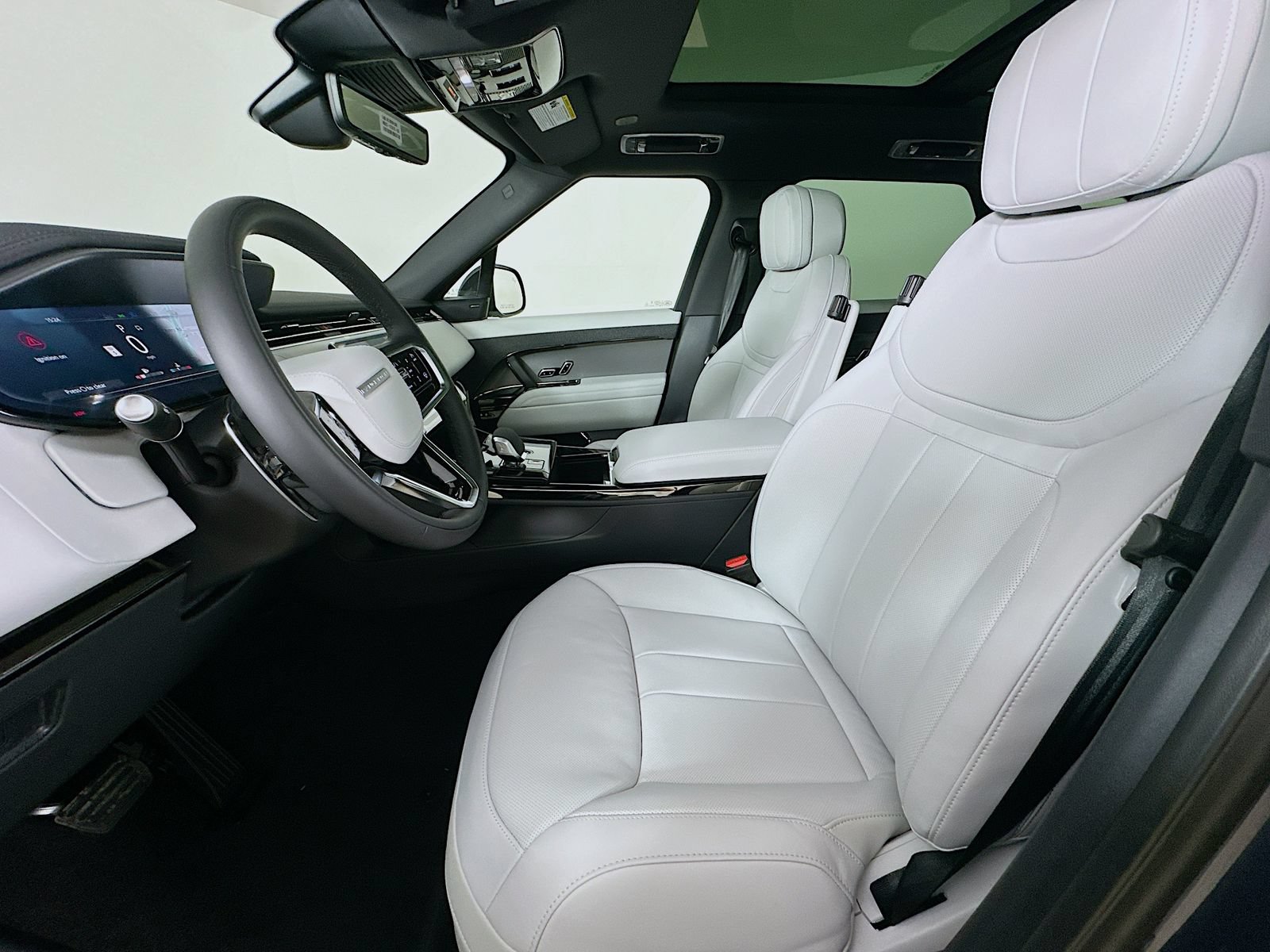 New 2026 Land Rover Range Rover Sport SE AWD/4WD image 33
