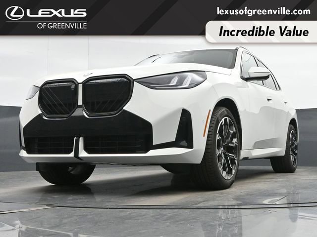 Used 2025 BMW X3 xDrive30i w/ Premium Package image 9