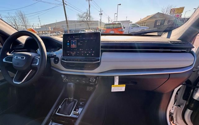 New 2026 Jeep Compass Limited image 12