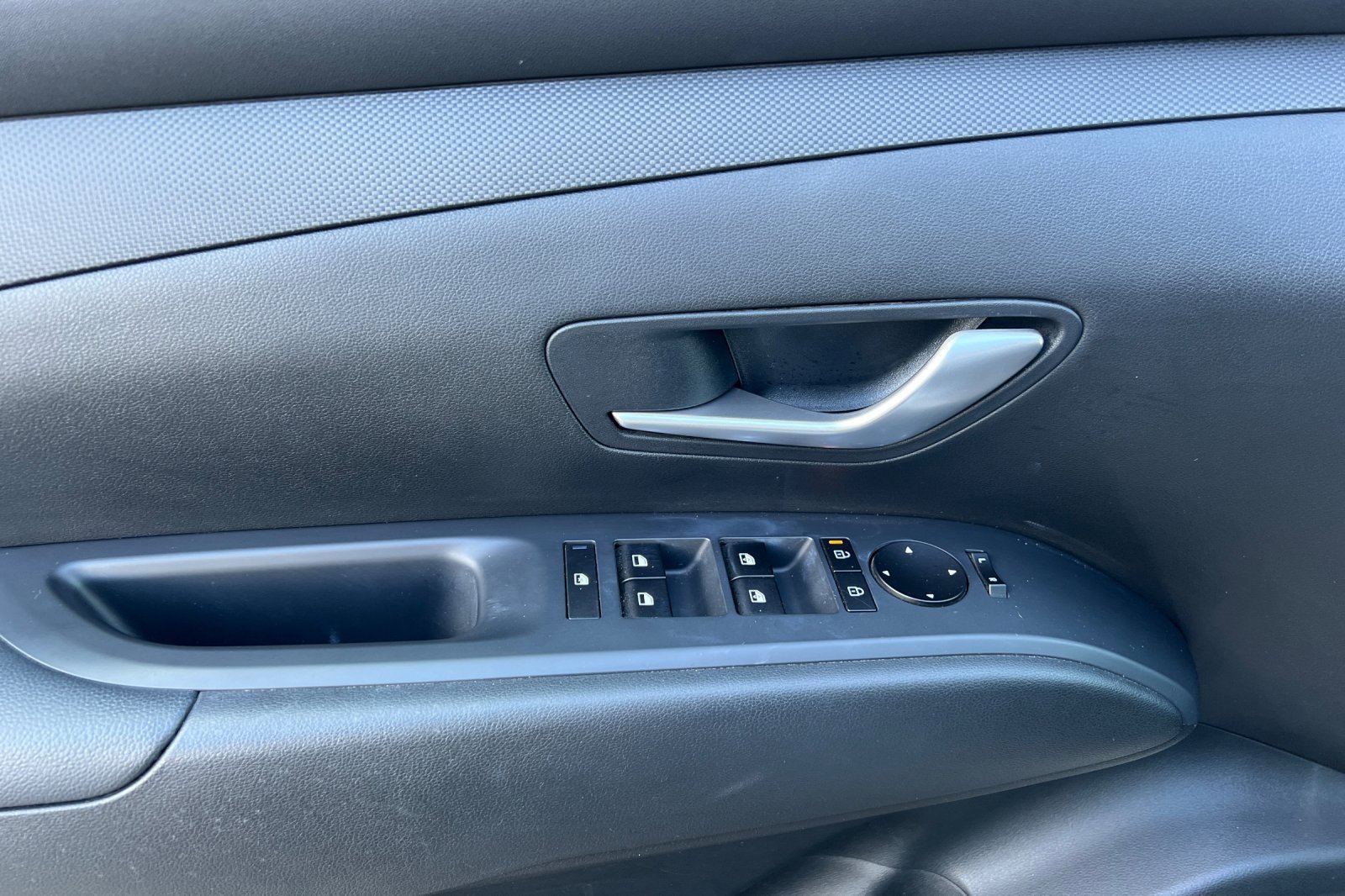 Certified 2025 Hyundai Tucson SEL image 12