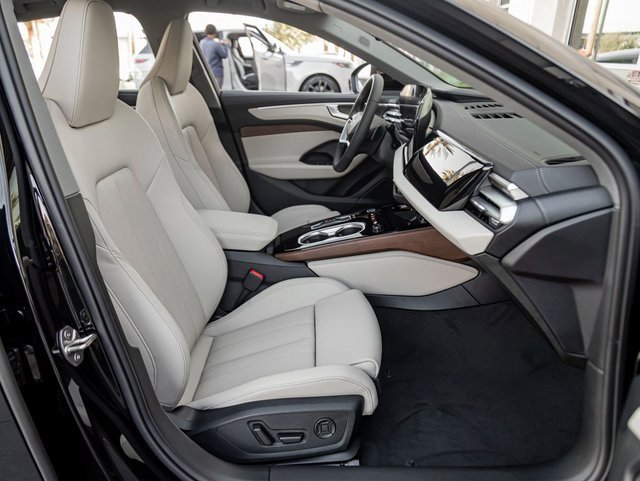 New 2026 Audi A6 Premium Plus image 26