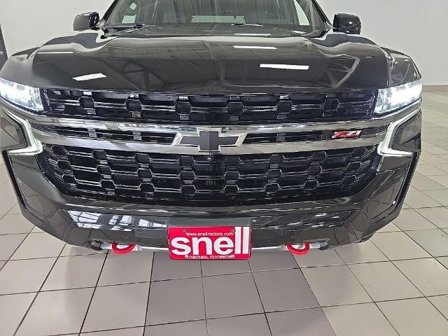 Used 2022 Chevrolet Tahoe Z71 w/ Luxury Package AWD/4WD image 9