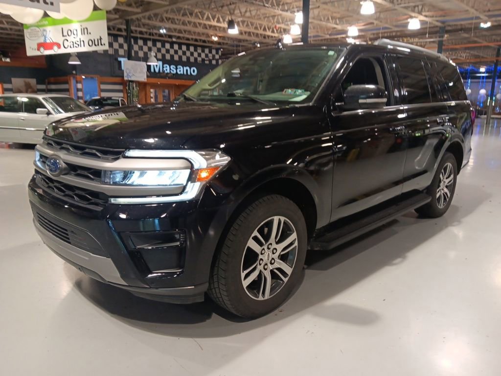 Used 2024 Ford Expedition XLT
