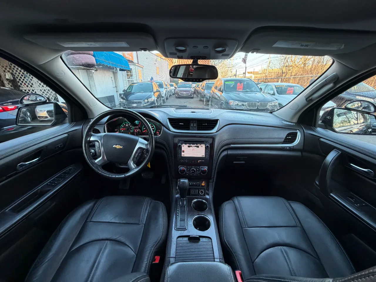 Used 2017 Chevrolet Traverse LT AWD/4WD image 43