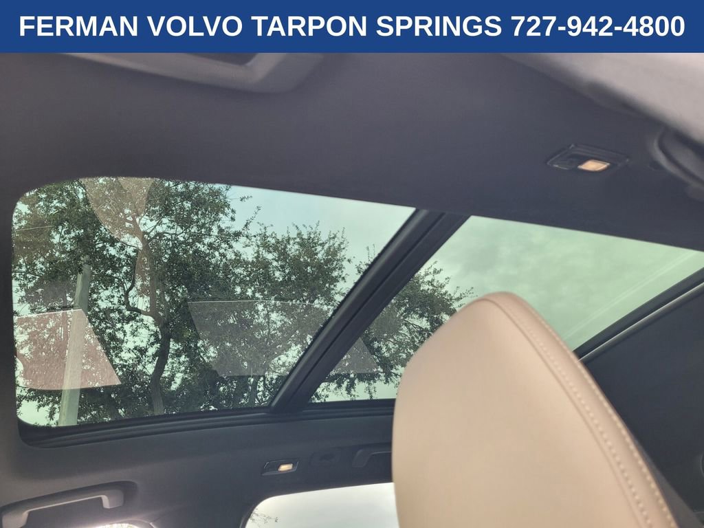 New 2026 Volvo XC90 B6 Plus w/ Protection Package Premier image 24