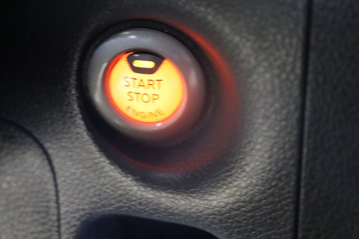 Used 2013 Nissan Cube 1.8 SL w/ SL Preferred Pkg FWD image 42