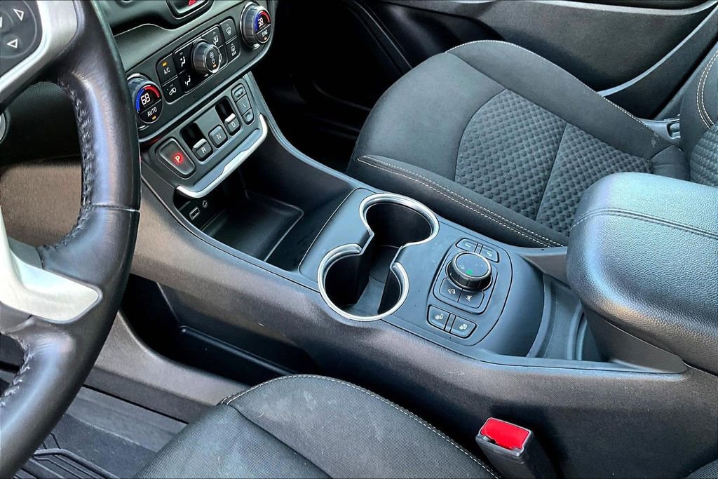 Used 2020 GMC Terrain SLE w/ Driver Convenience Package image 19