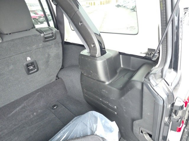 Used 2025 Jeep Wrangler Unlimited Rubicon 4xe w/ Safety Group image 51