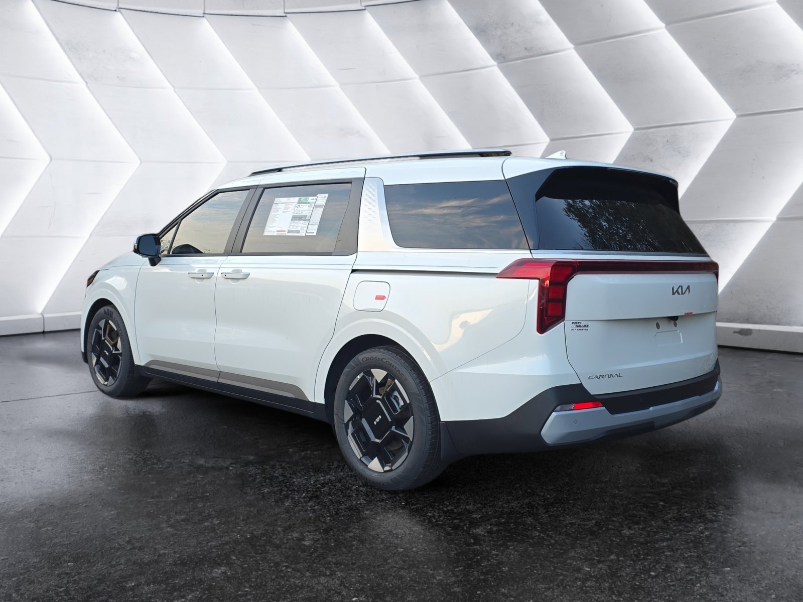 New 2026 Kia Carnival EX image 3