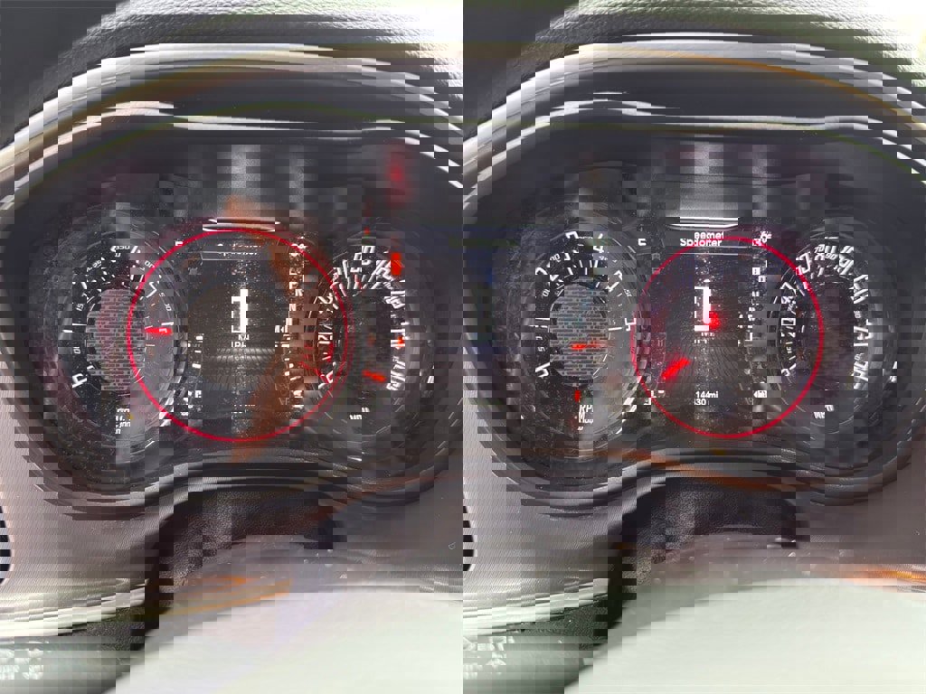 Used 2021 Dodge Challenger SXT w/ Blacktop Package image 31