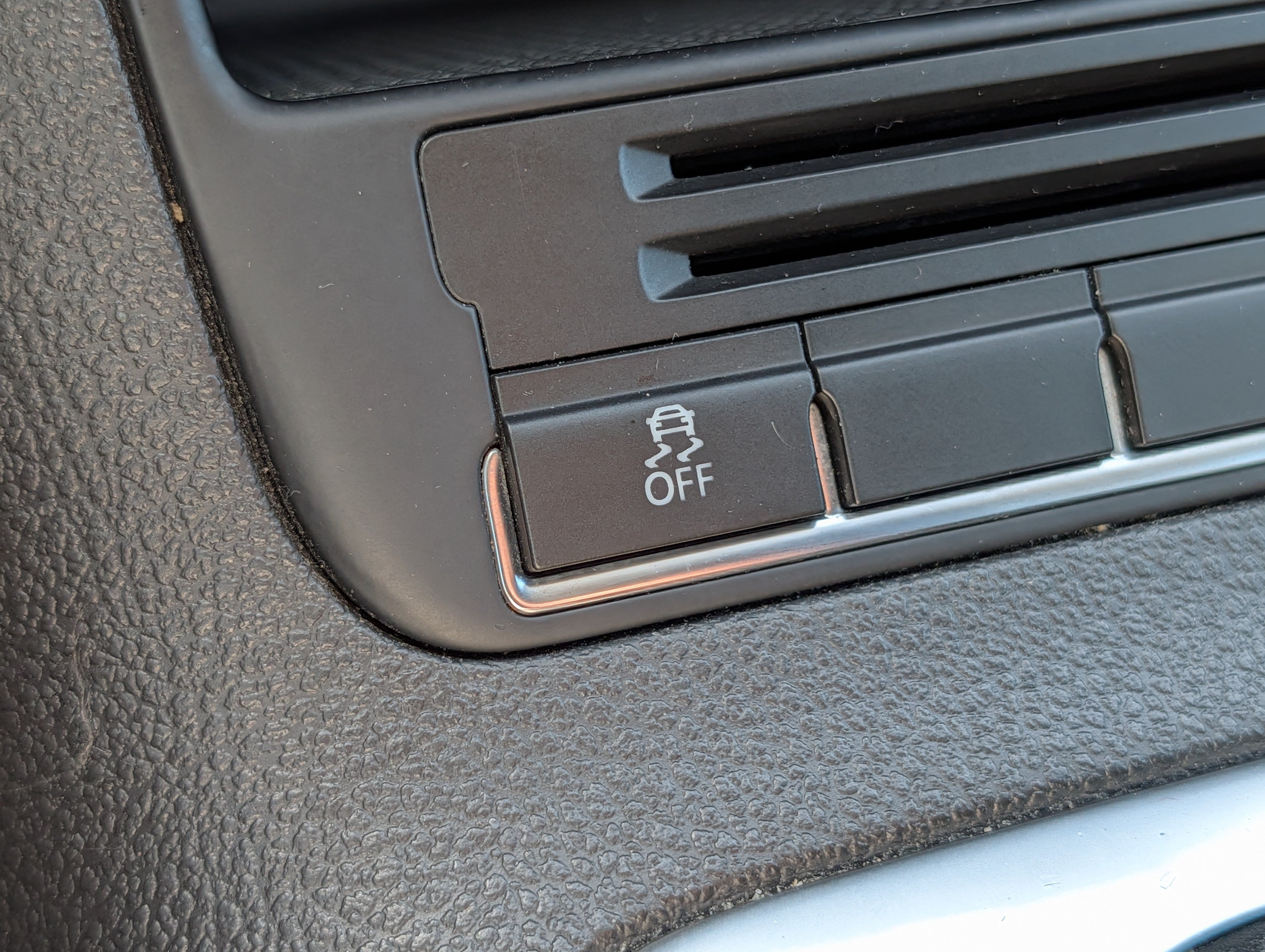 Used 2014 Volkswagen Tiguan S AWD/4WD image 27