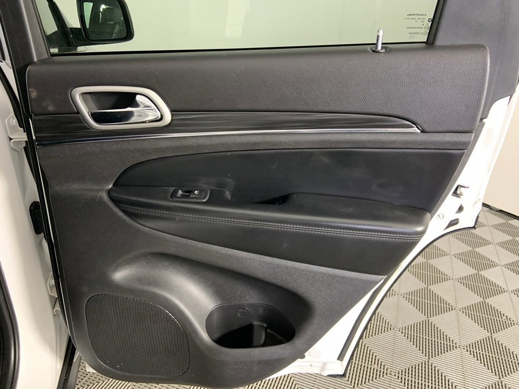 Used 2021 Jeep Grand Cherokee Limited image 25