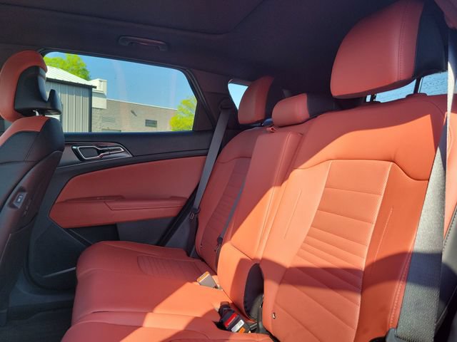 New 2026 Kia Sportage SX FWD image 8