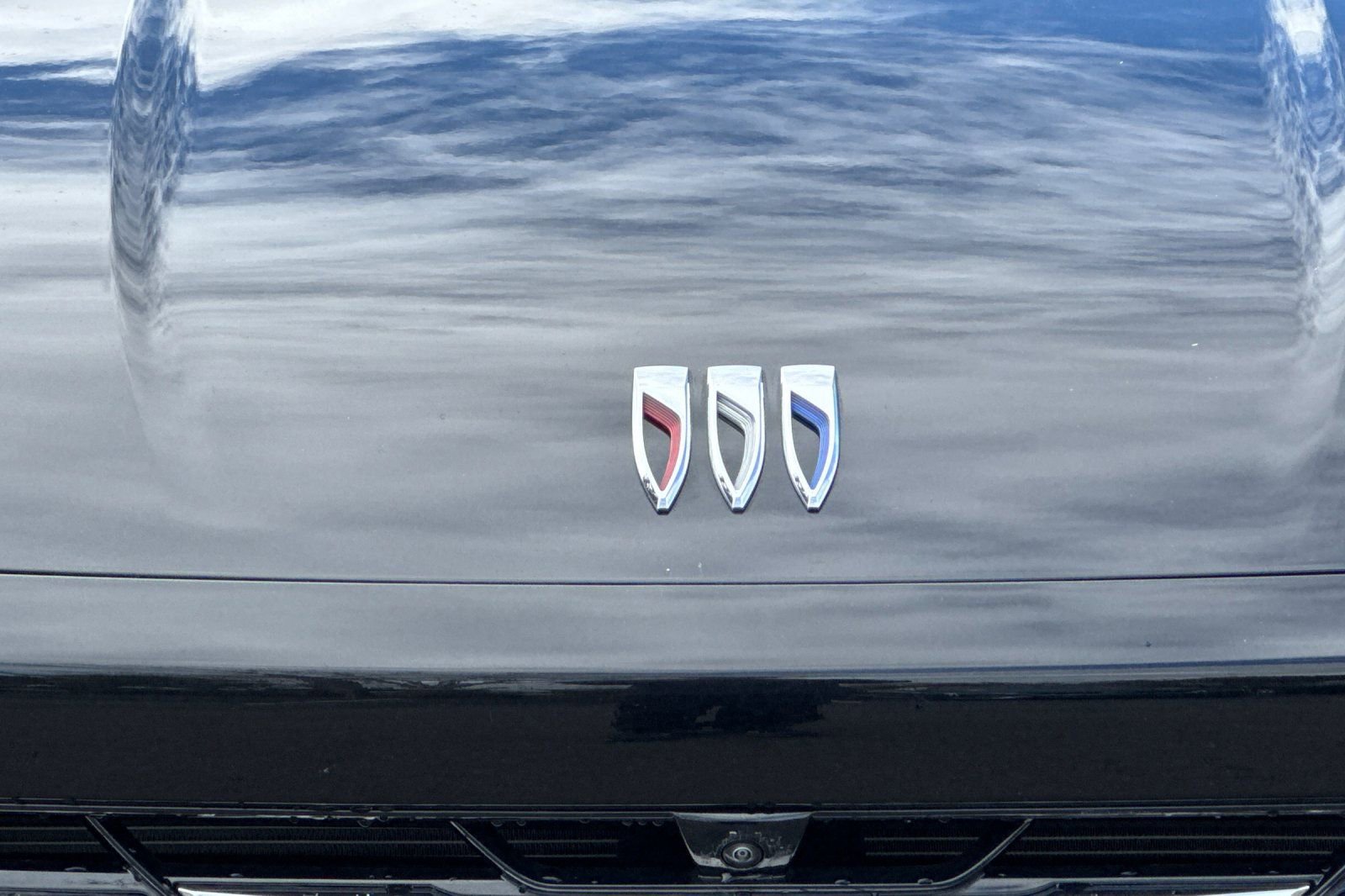 Used 2025 Buick Enclave Preferred image 44