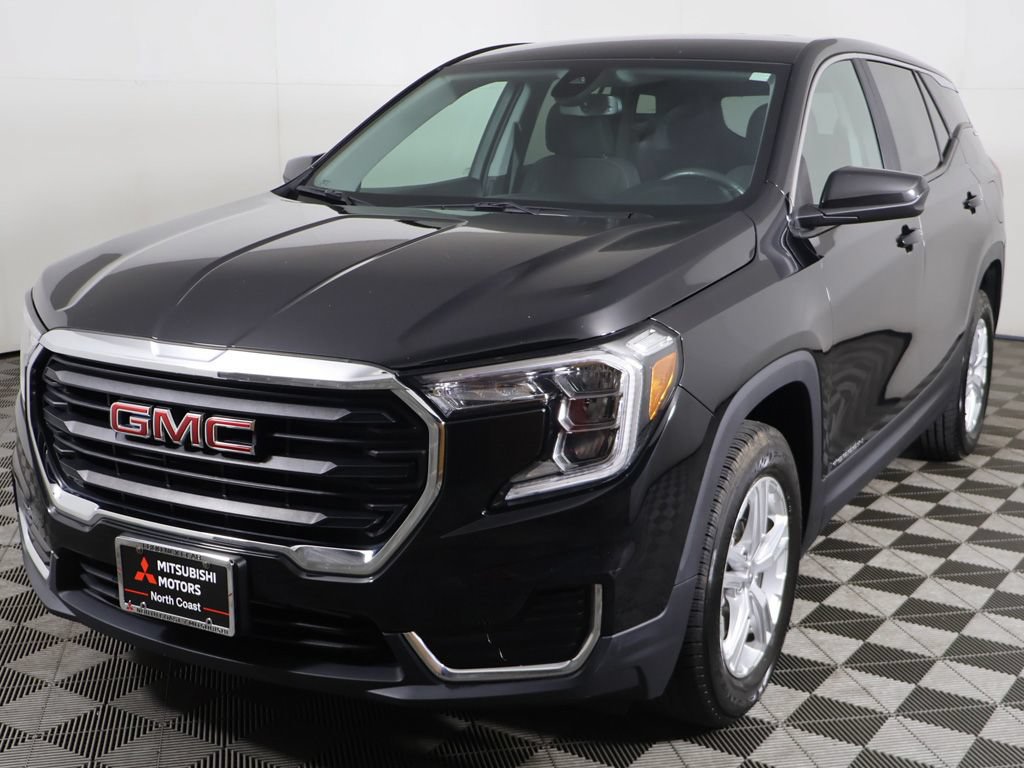 Used 2024 GMC Terrain SLE AWD/4WD image 6