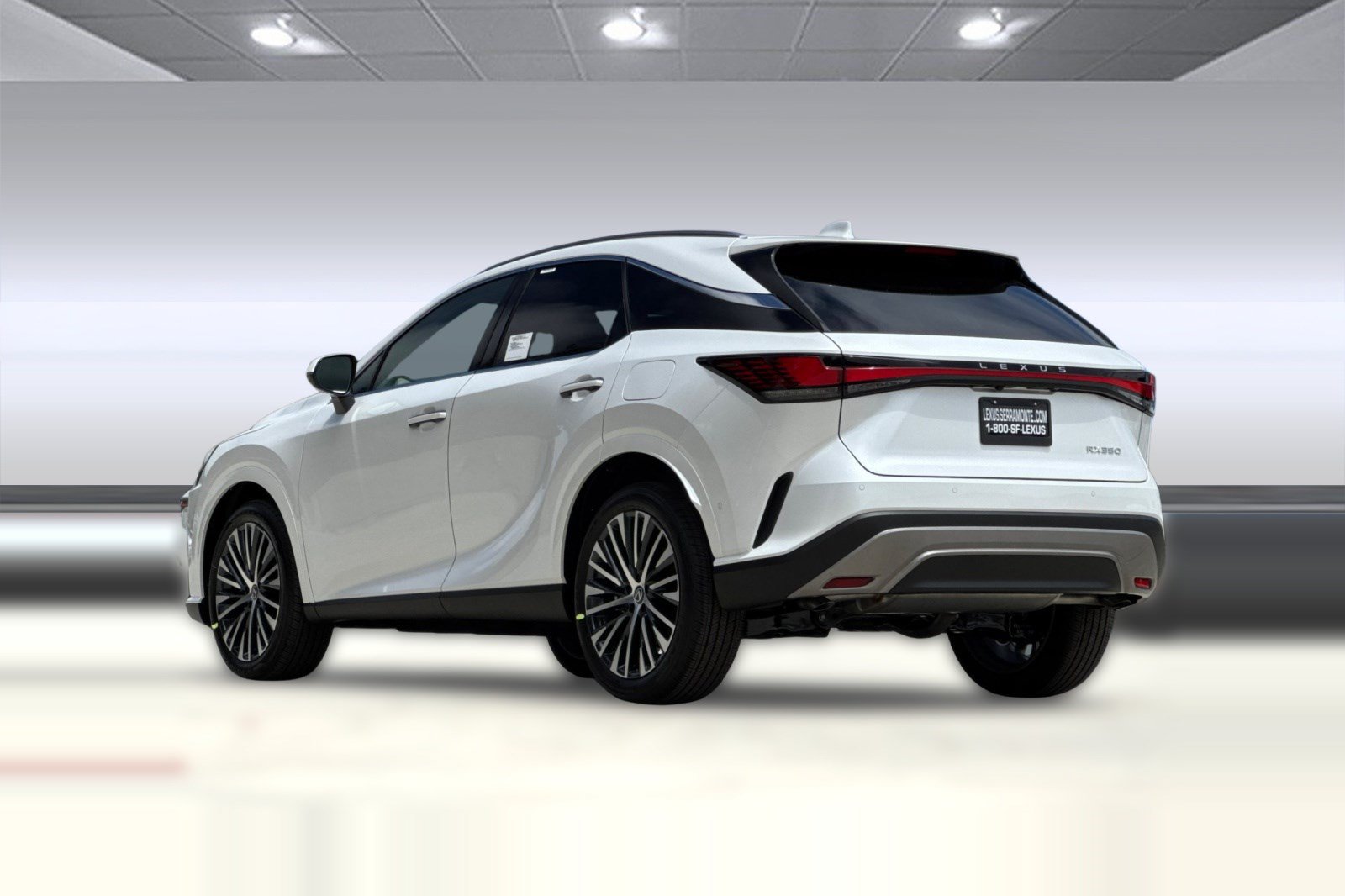 New 2026 Lexus RX 350 FWD image 3