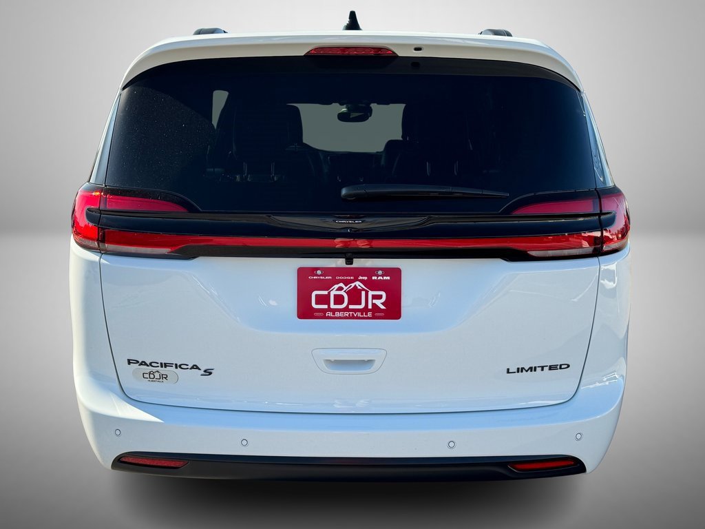 New 2026 Chrysler Pacifica Limited w/ S Appearance Package image 7