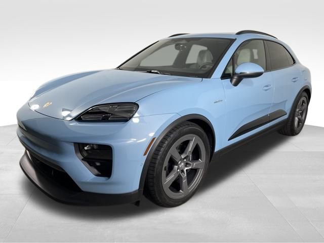 New 2025 Porsche Macan 4 Electric