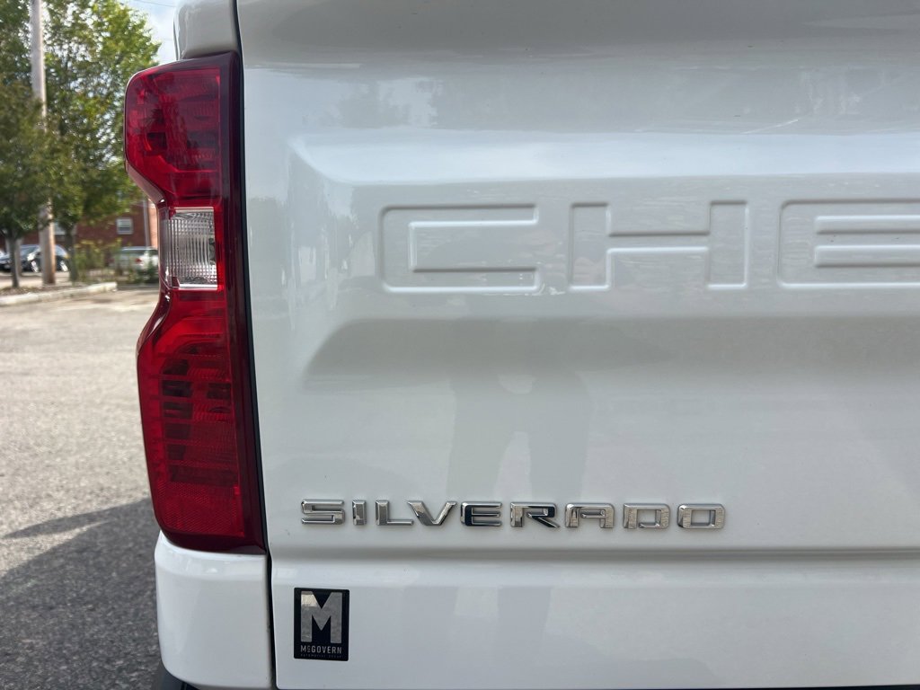 Used 2022 Chevrolet Silverado 1500 LT image 10