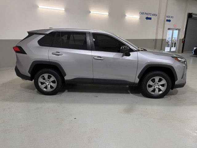 Used 2023 Toyota RAV4 LE FWD image 10