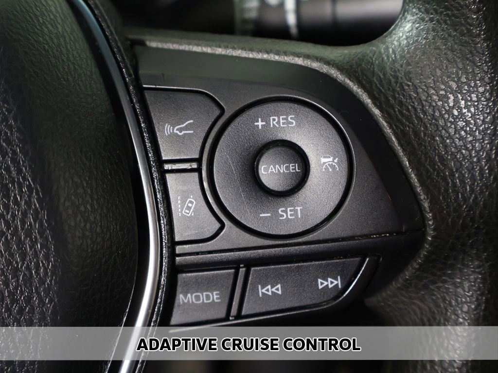 Used 2020 Toyota Camry LE w/ Convenience Package image 3