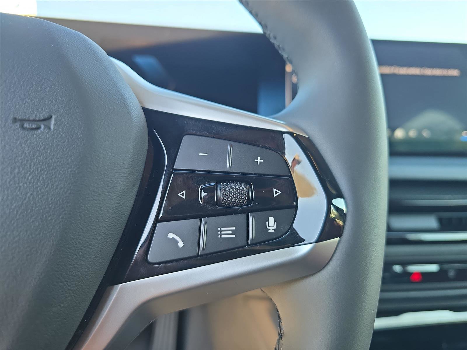 Used 2025 BMW i4 eDrive40 image 23