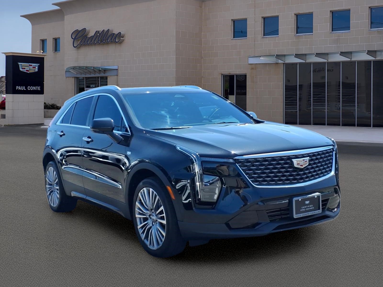 Certified 2024 Cadillac XT4 Premium Luxury AWD/4WD image 3