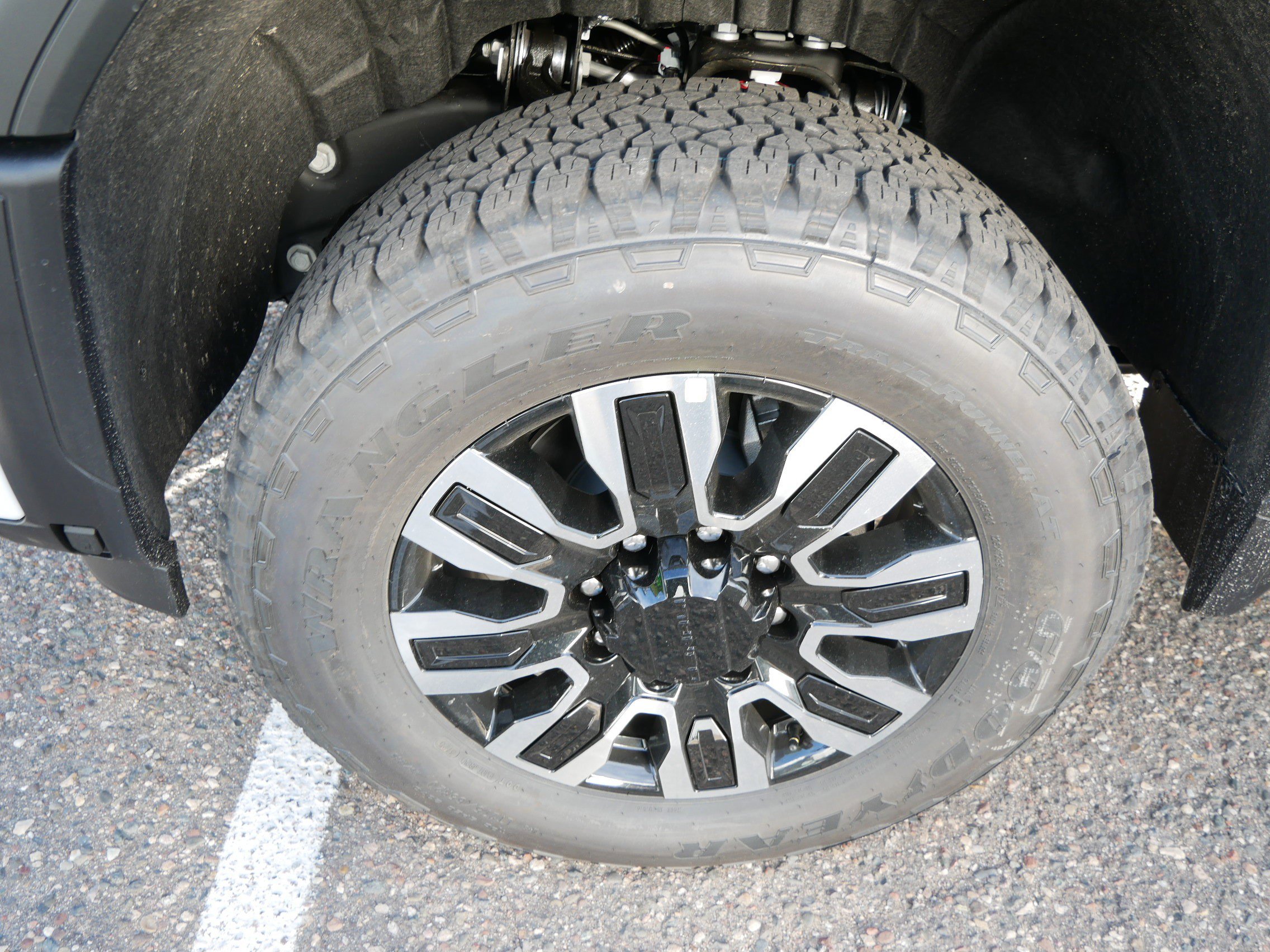 New 2026 GMC Sierra 2500 Denali Ultimate image 5